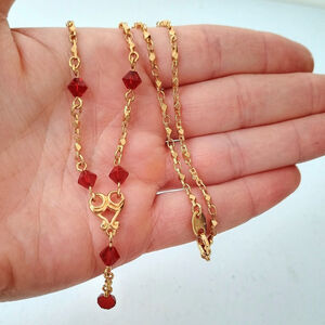 Vintage Avon Faceted Ruby Red Beaded And Gold Tone Necklace